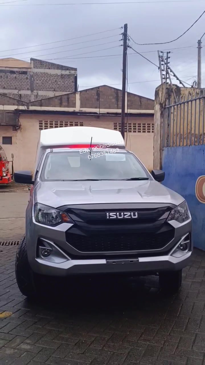 Fresh Off the Lot ââ Brand New Isuzu Delivery